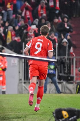 Harry Kane FC Bayern München celebrates after scoring his team s first goal during the UEFA Champions League 2025 26 League Phase MD7 match between FC Bayern München and R Union Saint Gilloise at Football Arena Munich on January 21, 2026 in Munich, Germany Photo by Harry Langer DeFodi Images