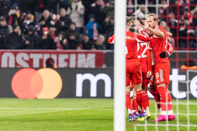 MUNICH, GERMANY - JANUARY 21: Harry Kane (FC Bayern Muenchen, 9) celebrates scoring the 2:0 goal after penalty with his teammates during the UEFA Champions League match between FC Bayern Munich vs. Royale Union Saint-Gilloise at Allianz Arena on matchday 7 of the UEFA Champions League Season 2025 26 on January 21, 2025 in Munich, Germany. Bavaria Germany Copyright: xSteffiexWunderlx
