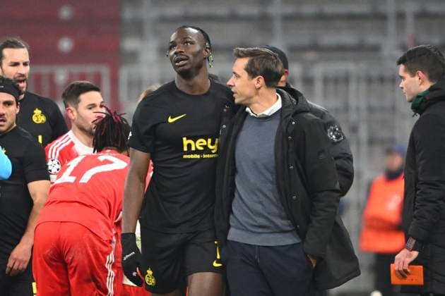 Bayern Munchen v Royale Union Saint-Gilloise - UEFA Champions League MUNICH, GERMANY - JANUARY 21 : David Promise Oluwatobi forward of Union Saint-Gilloise and Hubert David head coach of Union Saint-Gilloise during the UEFA Champions League 2025 26 League Phase MD7 match between FC Bayern Munchen and Royale Union Saint-Gilloise on January 21, 2026 in Munich, Germany, 21 01 2026 Munich Germany  Copyright: xVincentxKalutx