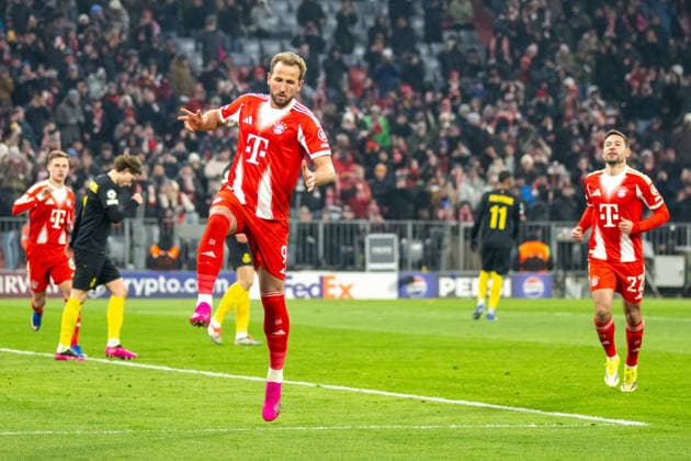 Goal celebration for 2 0, Harry Kane 9 FC Bayern Muenchen , FC Bayern Muenchen vs Royale Union Saint Gilloise, Football, UEFA Champions League, 7 Matchday, 21 01 2026 DFB regulations prohibit any use of photographs as image sequences and or quasi video Muenchen Bayern Germany Copyright: xkolbert-press UlrichxGamelx