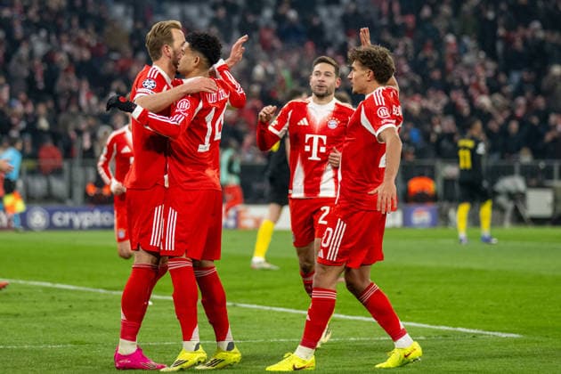 Goal celebration for 2 0, Harry Kane 9 FC Bayern Muenchen , Luis Diaz 14 FC Bayern Muenchen , Raphael Guerreiro 22 FC Bayern Muenchen , Tom Bischof 20 FC Bayern Muenchen , FC Bayern Muenchen vs Royale Union Saint Gilloise, Football, UEFA Champions League, Matchday 7, 21 01 2026 DFB regulations prohibit any use of photographs as image sequences and or quasi video Muenchen Bayern Germany Copyright: xkolbert-press UlrichxGamelx