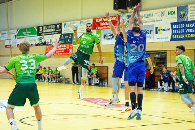 21 01 2026, xovx, Handball Testspiel Handball Bundesliga, HSG Wetzlar TV Großwallstadt v l Georg Löwen HSG Wetzlar , Philipp Ahouansou HSG Wetzlar , Yessine Meddeb TV Großwallstadt , Finn Wullenweber TV Großwallstadt , Ole Klimpke TV Großwallstadt , Filip Vistorop HSG Wetzlar Wetzlar Dutenhofen Sporthalle Dutenhofen Hessen Deutschland DE