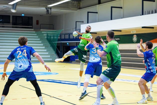 21 01 2026, xovx, Handball Testspiel Handball Bundesliga, HSG Wetzlar TV Großwallstadt v l Ben Connar Battermann TV Großwallstadt , Philipp Ahouansou HSG Wetzlar , Axel Skaarnaes TV Großwallstadt , Nikola Grahovac HSG Wetzlar , Maximilian Horner TV Großwallstadt Wetzlar Dutenhofen Sporthalle Dutenhofen Hessen Deutschland DE