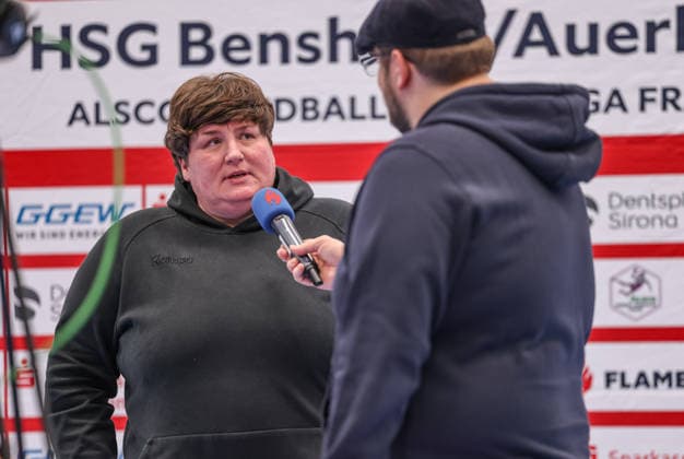 GER, Bensheim, HSG Bensheim Auerbach Flames vs Vfl Oldenburg, Alsco Handball Bundesliga Frauen, Handball, DHB, Spielzeit 2025 2026, Weststadthalle Bensheim, 14 Spieltag im Bild Ilka Fickinger Trainerin HSG Bensheim Auerbach Flames DFB DFL REGULATIONS PROHIBIT ANY USE OF PHOTOGRAPHS AS IMAGE SEQUENCES AND OR QUASI VIDEO, 21 01 2026 Copyright: HMBxMedia HendrikxHamelau