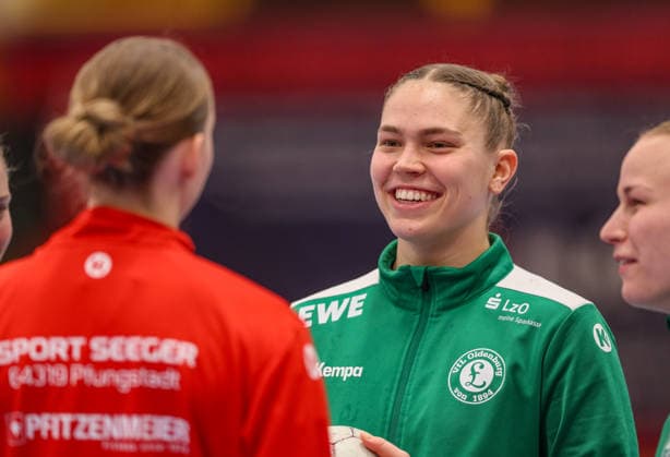 GER, Bensheim, HSG Bensheim Auerbach Flames vs Vfl Oldenburg, Alsco Handball Bundesliga Frauen, Handball, DHB, Spielzeit 2025 2026, Weststadthalle Bensheim, 14 Spieltag im Bild Ariane Pfundstein VfL Oldenburg Handball 20 DFB DFL REGULATIONS PROHIBIT ANY USE OF PHOTOGRAPHS AS IMAGE SEQUENCES AND OR QUASI VIDEO, 21 01 2026 Copyright: HMBxMedia HendrikxHamelau