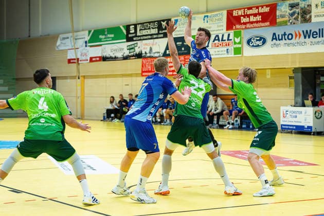 21 01 2026, xovx, Handball Testspiel Handball Bundesliga, HSG Wetzlar TV Großwallstadt v l Filip Vistorop HSG Wetzlar , Patrick Gempp TV Großwallstadt , Jona Schoch HSG Wetzlar , Finn Wullenweber TV Großwallstadt , Georg Löwen HSG Wetzlar Wetzlar Dutenhofen Sporthalle Dutenhofen Hessen Deutschland DE