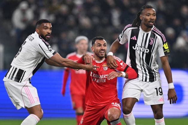 CALCIO - UEFA Champions League - Juventus FC vs SL Benfica Bremer of Juventus F.C., Evangelos Pavlidis of S.L. Benfica and Khephren Thuram of Juventus F.C. are in action during the UEFA Champions League phase day 7 football match between Juventus F.C. and S.L. Benfica at the Juventus Stadium on January 21, 2026 in Milan, Italy. Turin Italy  Copyright: xIPAxSport ABACAx