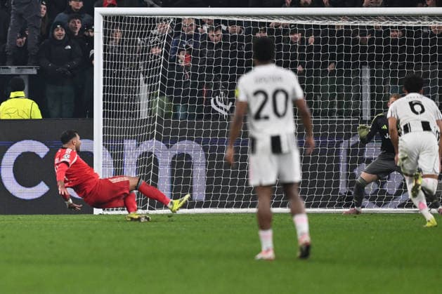 CALCIO - UEFA Champions League - Juventus FC vs SL Benfica Evangelos Pavlidis of S.L. Benfica is in action during the UEFA Champions League phase day 7 football match between Juventus F.C. and S.L. Benfica at the Juventus Stadium on January 21, 2026 in Milan, Italy. Turin Italy  Copyright: xIPAxSport ABACAx