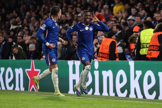 21st January 2026; Stamford Bridge, Chelsea, London, England: UEFA Champions League Football, Chelsea versus Pafos; Moises Caicedo of Chelsea celebrates scoring his sides 1st goal of the match in the 78th minute for 1-0  HenningxvonxJagow Content restricted for UK based newspaper