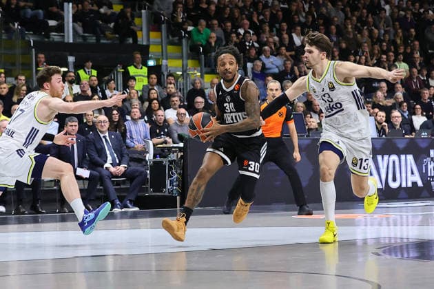 BASKET - Euroleague - Virtus Bologna vs Fenerbahce Beko Istanbul 30 Matthew MORGAN Virtus Bologna BASKETBALL - ITALIAN SERIE A Virtus Bologna vs Fenerbahce Beko Istanbul 21-01-2026 13 Tarik Biberovic Fenerbahce Beko Istanbul BASKETBALL - ITALIAN SERIE A Virtus Bologna vs Fenerbahce Beko Istanbul 21-01-2026 17 Onuralp Bitim Fenerbahce Beko Istanbul BASKETBALL - ITALIAN SERIE A Virtus Bologna vs Fenerbahce Beko Istanbul 21-01-2026 during Virtus Bologna vs Fenerbahce Beko Istanbul, Basketball Euroleague match in Bologna, Italy, January 21 2026 Bologna Italy  Copyright: xIPAxSport ABACAx