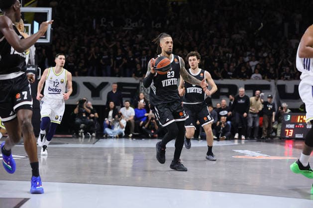 BASKET - Euroleague - Virtus Bologna vs Fenerbahce Beko Istanbul 23 Daniel HACKETT Virtus Bologna BASKETBALL - ITALIAN SERIE A Virtus Bologna vs Fenerbahce Beko Istanbul 21-01-2026 during Virtus Bologna vs Fenerbahce Beko Istanbul, Basketball Euroleague match in Bologna, Italy, January 21 2026 Bologna Italy  Copyright: xIPAxSport ABACAx