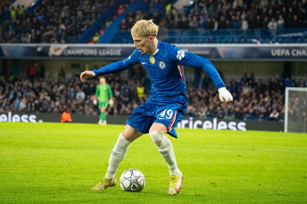 Alejandro Garnacho dribbling during the UEFA Champions League match between Chelsea and Pafos at Stamford Bridge in London, United Kingdom (Photo by Elliot Legg Sports Press Photo) Copyright: xElliotxLegg SportsxPressxPhotox Sportspressphoto_SPR84269