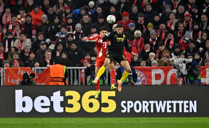 Header duel duel action Anan Khalaili R Union Saint Gilloise USG 25 vs Luis Diaz FC Bayern Muenchen FCB 14 in the background perimeter advertising logo bet365 Sportwetten FC Bayern Muenchen FCB vs R Union Saint Gilloise Matchday 7 21 01 2026 DFL REGULATIONS PROHIBIT ANY USE OF PHOTOGRAPHS AS IMAGE SEQUENCES AND OR QUASI VIDEO FC Bayern Muenchen FCB vs R Union Saint Gilloise