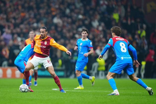 January 21, 2026, Istanbul, Turkey: Leroy Aziz SanÃ of Galatasaray SK seen in action during the UEFA Champions League match between Galatasaray SK and Atletico de Madrid at Ali Sami Yen Sports Complex. Final score Galatasaray 1 : 1 Atletico de Madrid Istanbul Turkey - ZUMAs197 20260121_aaa_s197_139 Copyright: xGokhanxTanerx
