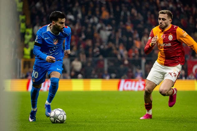 Galatasaray vs Atletico Madrid UEFA Champions League 2025-26 MD7 Alex Baena of Atletico Madrid in action during the match. Galatasaray SK and Atletico Madrid faced each other at UEFA Champions League 2025 26 League Phase MD7. The match took place in Ali Sami Yen Rams Park Stadium on january 21, 2026. Istanbul Istanbul Turkey Copyright: xBurakxBasturkx