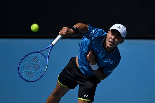 TENNIS AUSTRALIAN OPEN, Rinky Hijikata of Australia in action during the Men™s 2nd round match against Valentin Vacherot of Monaco on day 5 of the 2026 Australian Open tennis tournament at Melbourne Park in Melbourne, Wednesday, January 22, 2026. ( NO ARCHIVING MELBOURNE VICTORIA AUSTRALIA  Copyright: xJAMESxROSSx 20260122198276939512