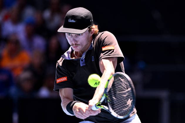 TENNIS AUSTRALIAN OPEN, Dane Sweeny of Australia in action during the Men™s 2nd round match against Ben Shelton of the USA on day 5 of the 2026 Australian Open tennis tournament at Melbourne Park in Melbourne, Wednesday, January 22, 2026. ( NO ARCHIVING MELBOURNE VICTORIA AUSTRALIA  Copyright: xJAMESxROSSx 20260122137446387730