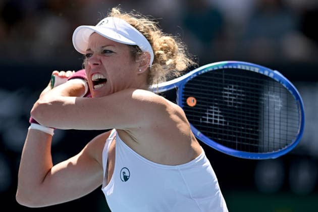 TENNIS AUSTRALIAN OPEN, Laura Siegemund of Germany in action during the Women™s 2nd round match against Maddison Inglis of Australia on day 5 of the 2026 Australian Open tennis tournament at Melbourne Park in Melbourne, Wednesday, January 22, 2026. ( NO ARCHIVING MELBOURNE VICTORIA AUSTRALIA  Copyright: xLUKASxCOCHx 20260122191906785930