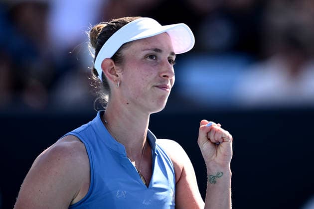 TENNIS AUSTRALIAN OPEN, Elise Mertens of Germany celebrates match point during the Women™s 2nd round match against Moyuka Uchijima of Japan on day 5 of the 2026 Australian Open tennis tournament at Melbourne Park in Melbourne, Wednesday, January 22, 2026. ( NO ARCHIVING MELBOURNE VICTORIA AUSTRALIA  Copyright: xJOELxCARRETTx 20260122117044054483