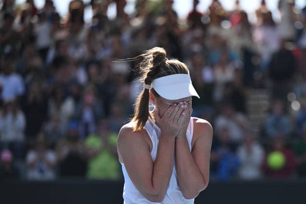 TENNIS AUSTRALIAN OPEN, Maddison Inglis of Australia celebrates her win during the Women™s 2nd round match against Laura Siegemund of Germany on day 5 of the 2026 Australian Open tennis tournament at Melbourne Park in Melbourne, Wednesday, January 22, 2026. ( NO ARCHIVING MELBOURNE VICTORIA AUSTRALIA  Copyright: xLUKASxCOCHx 20260122113773089492