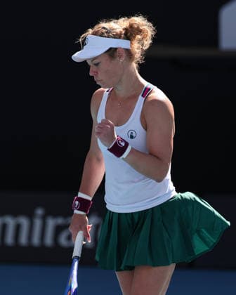 Laura Siegemund GER makes a fist and cheers, cheers, joy, emotion, Australian Open 2026, Melbourne Park, Melbourne, Victoria, Australia Copyright: xJuergenxHasenkopfx