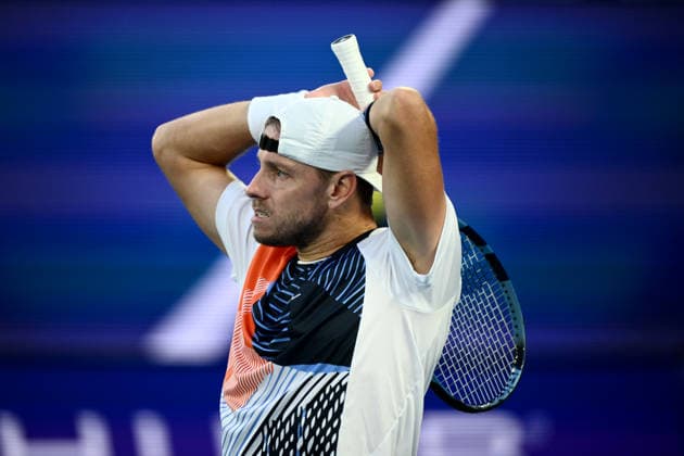 TENNIS AUSTRALIAN OPEN, James Duckworth of Australia reacts during of his Men™s 2nd round match against Jannik Sinner of Italy on day 5 of the 2026 Australian Open tennis tournament at Melbourne Park in Melbourne, Wednesday, January 22, 2026. ( NO ARCHIVING MELBOURNE VICTORIA AUSTRALIA  Copyright: xJOELxCARRETTx 20260122144975736945