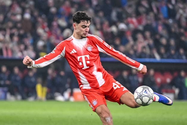 Aleksandar PavloviÄ‡ FC Bayern München controls the Ball during the UEFA Champions League 2025 26 League Phase MD7 match between FC Bayern München and R Union Saint Gilloise at Football Arena Munich on January 21, 2026 in Munich, Germany Photo by Harry Langer DeFodi Images