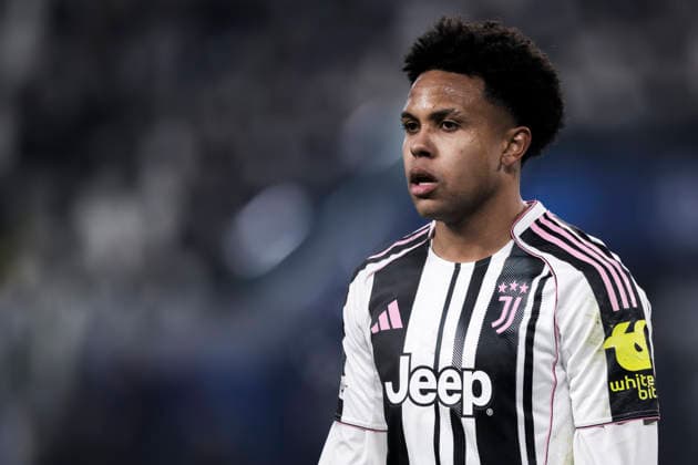 Juventus FC v SL Benfica - UEFA Champions League Weston McKennie of Juventus FC looks on during the UEFA Champions League 2025 26 league phase football match between Juventus FC and SL Benfica. Turin Italy Copyright: xNicolòxCampox