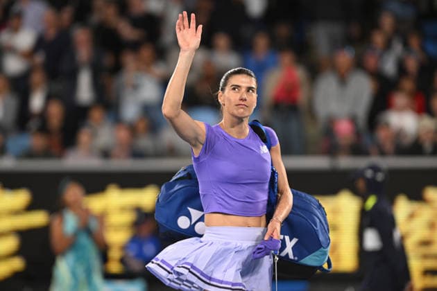 TENNIS AUSTRALIAN OPEN, Sorana Cirstea of Romania following her loss in the Women™s 2nd round match against Naomi Osaka of Japan on day 5 of the 2026 Australian Open tennis tournament at Melbourne Park in Melbourne, Wednesday, January 22, 2026. ( NO ARCHIVING MELBOURNE VICTORIA AUSTRALIA  Copyright: xLUKASxCOCHx 20260122178242194946