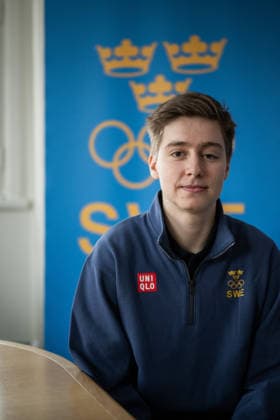 260122 Elis Lundholm, puckelpist, poserar för ett porträtt under en presskonferens anordnad av Svenska Olympiska KommittÃ n den 22 januari 2026 i Stockholm. *** 260122 Elis Lundholm, puckelpist, poses for a portrait during a press conference organized by the Swedish Olympic Committee on 22 January 2026 in Stockholm  Copyright: JOHANNAxSÄLL BB260122BB767