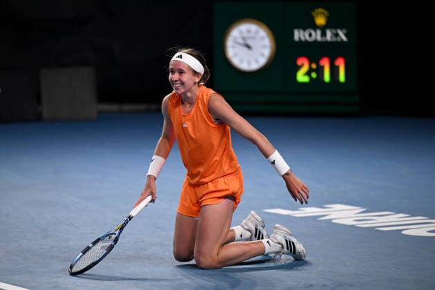 TENNIS AUSTRALIAN OPEN, Nikola Bartunkova of Czechia celebrates match point during the Women™s 2nd round match against Belinda Bencic of Switzerland on day 5 of the 2026 Australian Open tennis tournament at Melbourne Park in Melbourne, Wednesday, January 22, 2026. ( NO ARCHIVING MELBOURNE VICTORIA AUSTRALIA  Copyright: xLUKASxCOCHx 20260122110955813874