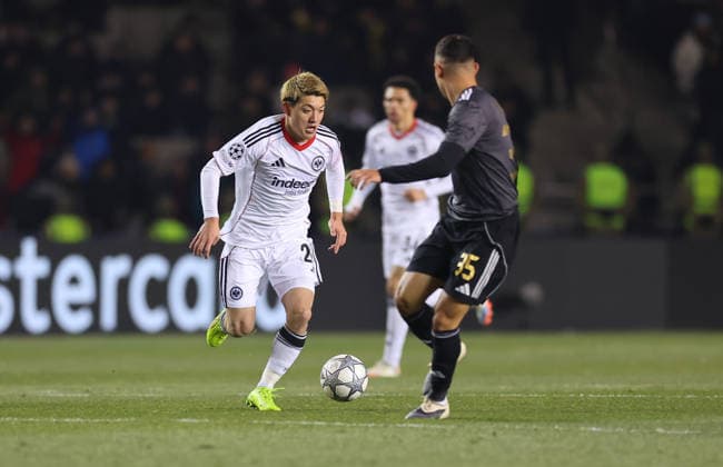 21 01 2026, Football UEFA Champions League, Qarabag Agdam FK Eintracht Frankfurt, v l , Ritsu Doan Eintracht Frankfurt , Pedro Bicalho Qarabag Agdam FK DFL DFB REGULATIONS PROHIBIT ANY USE OF PHOTOGRAPHS AS IMAGE SEQUENCES AND OR QUASI VIDEO xdcx Copyright: HMBxMedia Claus