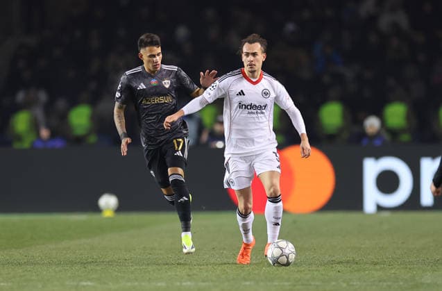 21 01 2026, Football UEFA Champions League, Qarabag Agdam FK Eintracht Frankfurt, v l , Camilo Duran Qarabag Agdam FK , Arthur Theate Eintracht Frankfurt DFL DFB REGULATIONS PROHIBIT ANY USE OF PHOTOGRAPHS AS IMAGE SEQUENCES AND OR QUASI VIDEO xdcx Copyright: HMBxMedia Claus