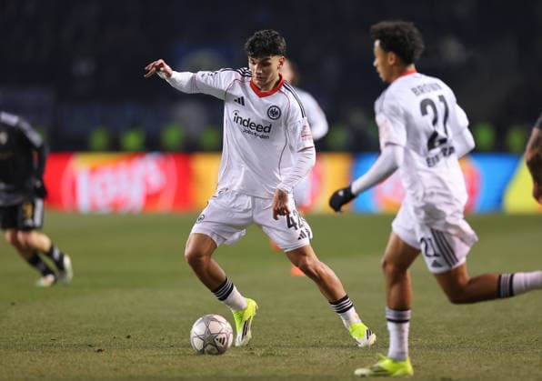 21 01 2026, Football UEFA Champions League, Qarabag Agdam FK Eintracht Frankfurt, v l , Can Uzun Eintracht Frankfurt DFL DFB REGULATIONS PROHIBIT ANY USE OF PHOTOGRAPHS AS IMAGE SEQUENCES AND OR QUASI VIDEO xdcx Copyright: HMBxMedia Claus