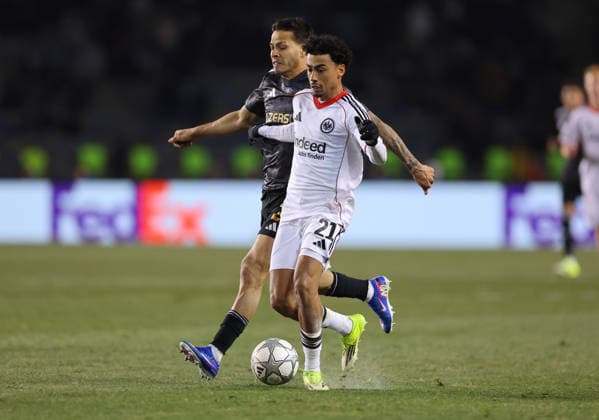 21 01 2026, Football UEFA Champions League, Qarabag Agdam FK Eintracht Frankfurt, v l , Matheus Silva Qarabag Agdam FK , Nathaniel Brown Eintracht Frankfurt DFL DFB REGULATIONS PROHIBIT ANY USE OF PHOTOGRAPHS AS IMAGE SEQUENCES AND OR QUASI VIDEO xdcx Copyright: HMBxMedia Claus