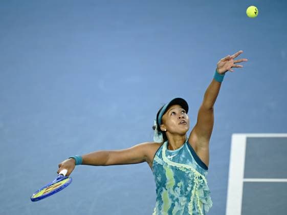 (260122) -- MELBOURNE, Jan. 22, 2026 -- Osaka Naomi serves during the women s singles 2nd round match between Osaka Naomi of Japan and Sorana Cirstea of Romania at the Australian Open tennis tournament in Melbourne, Australia, Jan. 22, 2026. (Photo by Xinhua) (SP)AUSTRALIA-MELBOURNE-TENNIS-AUSTRALIAN OPEN-WOMEN S SINGLES WangxShen 
