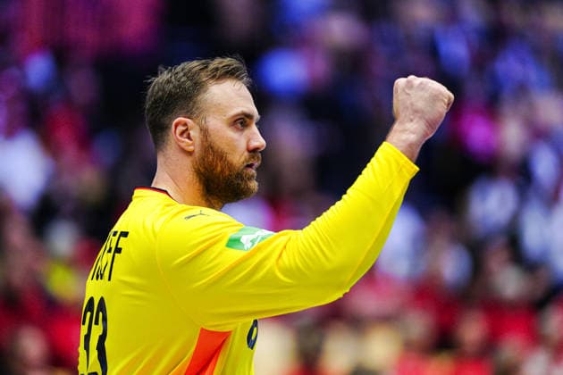 Cheering after Andreas Wolffs save Germany, 33 DEN, Germany vs Portugal, Handball, EHF European Championship 2026, Main Round, Matchday 1, 22 01 2026 DEN, Germany vs Portugal, Handball, EHF European Championship 2026, Main Round, Matchday 1, 22 01 2026 Herning Copyright: xEibner-Pressefoto MarcelxvonxFehrnx EP_MFN