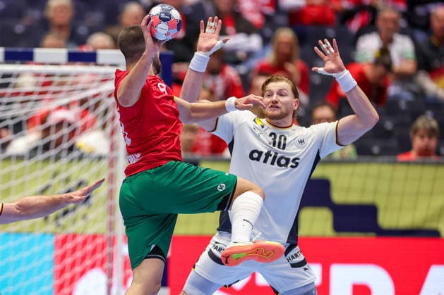 22 01 2026, Handball, Men s EHF EURO 2026, Germany Portugal, Jyske Bank Boxing in Herning, Denmark, Main Round Filipe Graca Monteiro Portugal 09 in duel against Tom Kiesler Germany 30 Denmark