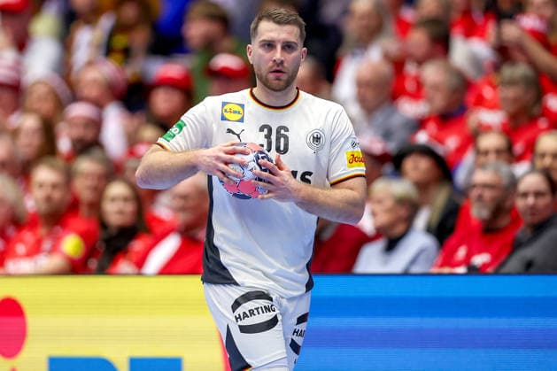 22 01 2026, Handball, Men s EHF EURO 2026, Germany Portugal, Jyske Bank Boxen in Herning, Denmark, Main Round Lukas Mertens Germany 36 Denmark
