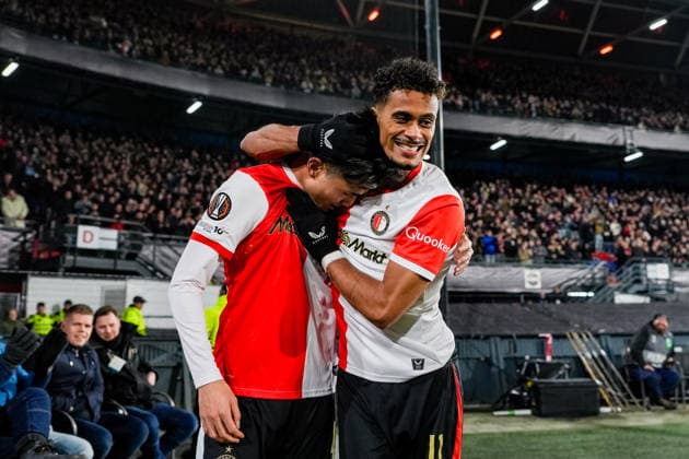 UEFA Europa League: Feyenoord v SK Sturm Graz Rotterdam - Tsuyoshi Watanabe of Feyenoord and Goncalo Borges of Feyenoord during the seventh match of the UEFA Europa League 2025 2026. The match is set between Feyenoord and SK Sturm Graz at Stadion Feijenoord De Kuip on 22 January 2026 in Rotterdam, The Netherlands. Copyright: xTomxBodex