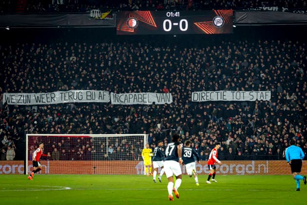 Banner Supporters of SC Feyenoord Rotterdam We zijn weer terug bij af, incapabel van directie tot staf during the match SC Feyenoord Rotterdam vs SK Sturm Graz at the for the Europa League League phase Matchday 7 season 2025 2026 in ROTTERDAM, Netherlands on 22 january 2026, photo by Marcel van Dorst EYE4images DeFodi Images