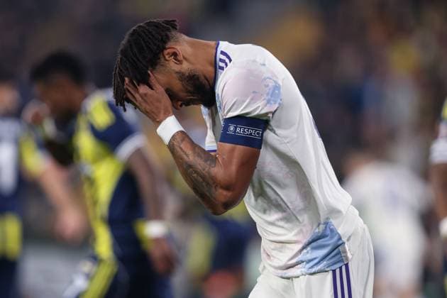 Tyrone Mings of Aston Villa with his head in his hands Fenerbache v Aston Villa, UEFA Europa League, Group Stage, Football, Sukru Saracoglu Stadium, Istanbul, Turkiye - 22 Jan 2026Istanbul Sukru Saracoglu Stadium Turkey EDITORIAL USE ONLY No use with unauthorised audio, video, data, fixture lists, club league logos or live services. Online in-match use limited to 120 images, no video emulation. No use in betting, games or single club league player publications. Copyright: xRaddadxJebarah Shutterstockx 16348379ab