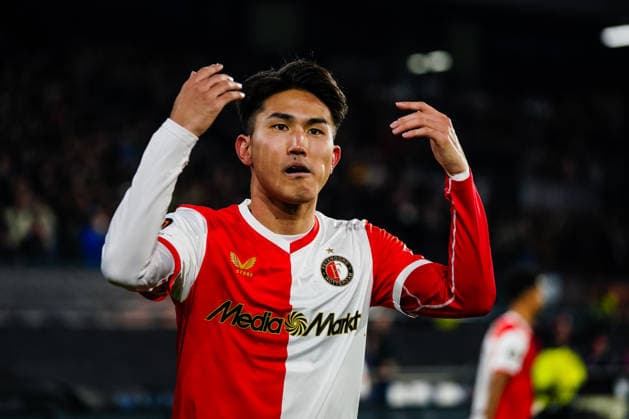 UEFA Europa League: Feyenoord v SK Sturm Graz Rotterdam - Tsuyoshi Watanabe of Feyenoord Rotterdam during the seventh match of the UEFA Europa League 2025 2026. The match is set between Feyenoord and SK Sturm Graz at Stadion Feijenoord De Kuip on 22 January 2026 in Rotterdam, The Netherlands. (VK Sportphoto Danny de Groot) Copyright: xDannyxdexGrootx