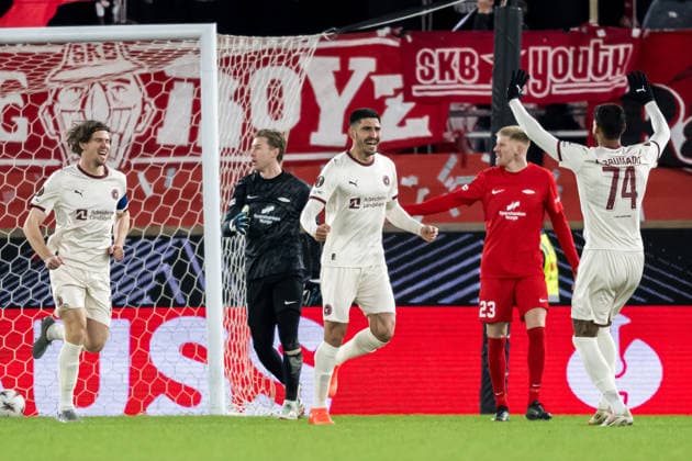 , 260122 Martin Erlic celebrates after 0 1 during the UEFA Europa League football match between Brann and Midtjylland on January 22, 2026 in Bergen Photo Marius Simensen BILDBYRAN COP 238 MM0054 bbeng fotboll football soccer fotball uefa europa league brann midtjylland jubel  Copyright: MARIUSxSIMENSEN BB260122ZB014