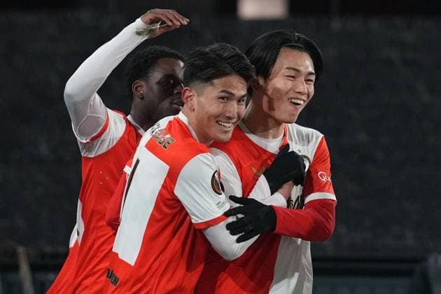 ROTTERDAM , 22-01-2026 , Stadium Feijenoord de Kuip , season 2025 2026 , UEFA Europa League football , match between Feyenoord - Sturm Graz , Feyenoord celebrates the 1-0 scored by Feyenoord player Tsuyoshi Watanabe Feyenoord - Sturm Graz  x200999116x Copyright: