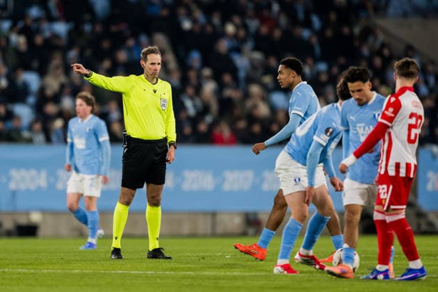 260122 Referee Sascha Stegemann during the UEFA Europa League football match between Malmö FF and Crvena Zvezda on January 22, 2026 in Malmö Photo Petter Arvidson BILDBYRAN kod PA PA1132 fotboll football soccer fotball uefa europa league europa league malmö ff crvena zvezda bbeng röda stjärnan  Copyright: PETTERxARVIDSON BB260122PA093