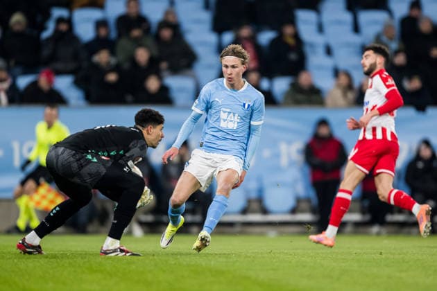 260122 Hugo Bolin of Malmö FF during the UEFA Europa League football match between Malmö FF and Crvena Zvezda on January 22, 2026 in Malmö fotboll football soccer fotball uefa europa league europa league malmö ff crvena zvezda bbeng röda stjärnan bbauto  Copyright: PETTERxARVIDSON BB260122PA097