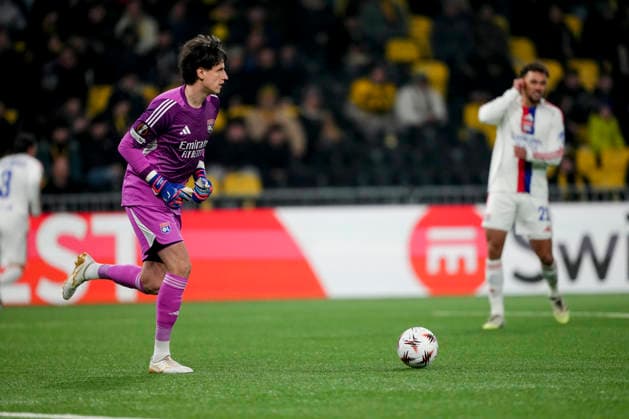 Switzerland UEFA Europa League 2025 26, BSC Young Boys vs Olympique Lyonnais Stadion Wankdorf, Bern Goalkeeper Descamps 40 Lyon in action Bern Stadion Wankdorf Bern Switzerland Copyright: xKjetilxWaberx