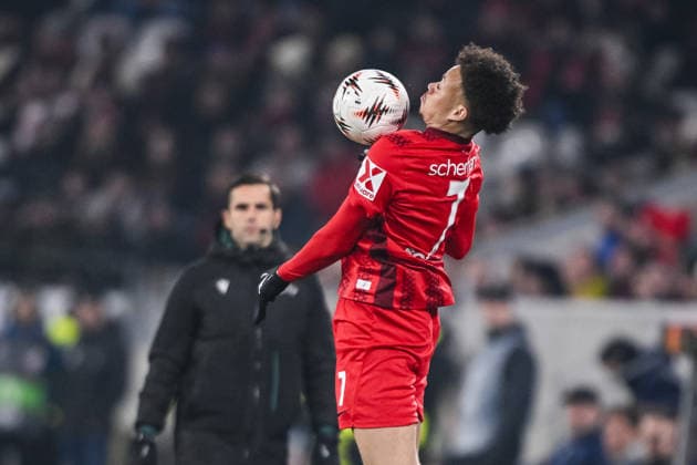 Derry Scherhant SC Freiburg controls the Ball during the UEFA Europa League 2025 26 League Phase MD7 match between SC Freiburg and Maccabi Tel Aviv FC at Stadion am Wolfswinkel on January 22, 2026 in Freiburg im Breisgau, Germany Photo by Harry Langer DeFodi Images