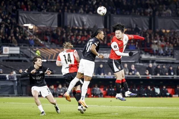 ROTTERDAM (l-r) Tim Oermann of Sturm Graz, Sem Steijn of Feyenoord, Emanuel Aiwu of Sturm Graz, and Ayase Ueda of Feyenoord during the UEFA Europa League match between Feyenoord and SK Sturm Graz at Feyenoord Stadion de Kuip on January 22, 2026, in Rotterdam, Netherlands. BAS CZERWINSKI ANP UEFA Europa League 2025 26 League Phase MD7 2025-2026 xVIxANPxSportx xxANPxIVx 548257579 originalFilename: 548257579.jpg